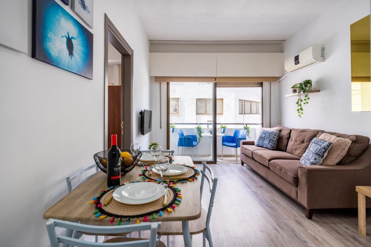 Eleni'S 1-Br Apt In Larnaca Center Extérieur photo