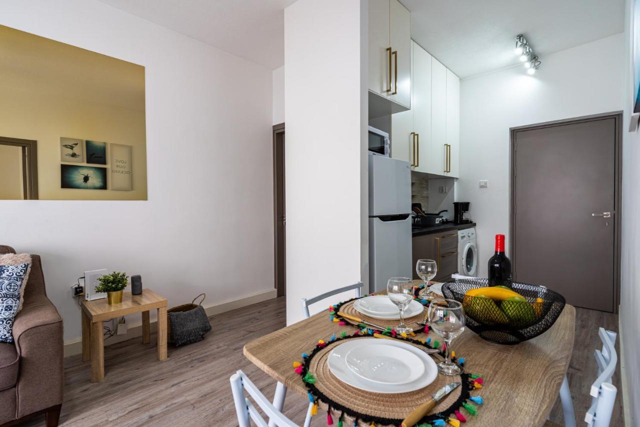 Eleni'S 1-Br Apt In Larnaca Center Extérieur photo